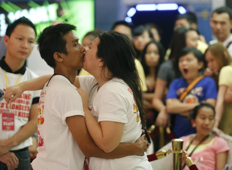 Guinness World Record-Holding Couple Who Kissed for 58 Hours Announce Separation as Their Love Story Ends