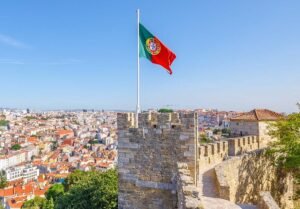 Portugal extends validity of expired visas and residence permits until June 30